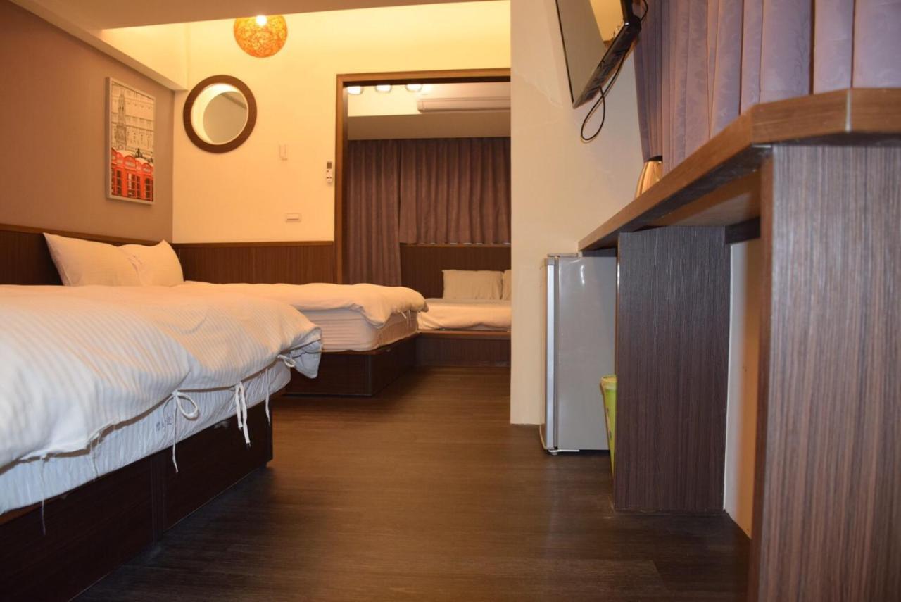 Love Feng Jia Apartment Hotel Taichung Exterior foto
